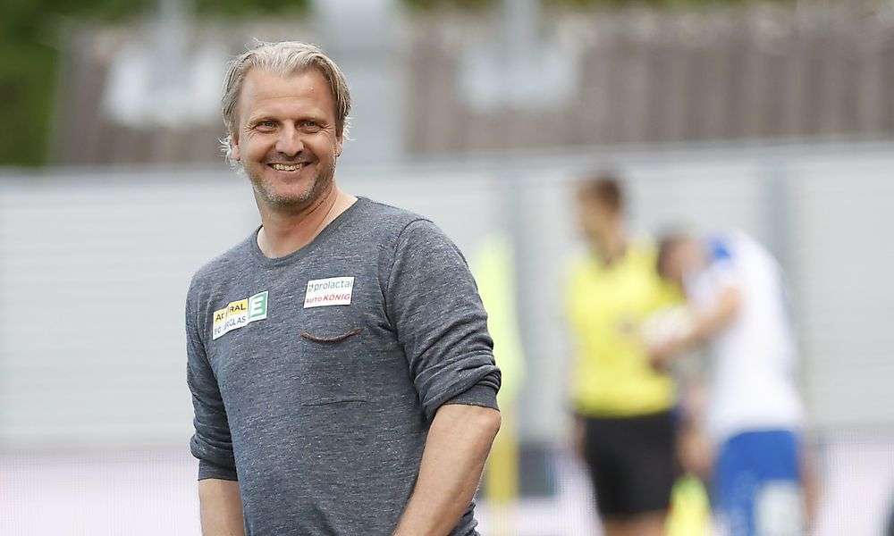markus-schopp-bleibt-trainer-in-hartberg markus-schopp-bleibt-trainer-in-hartberg