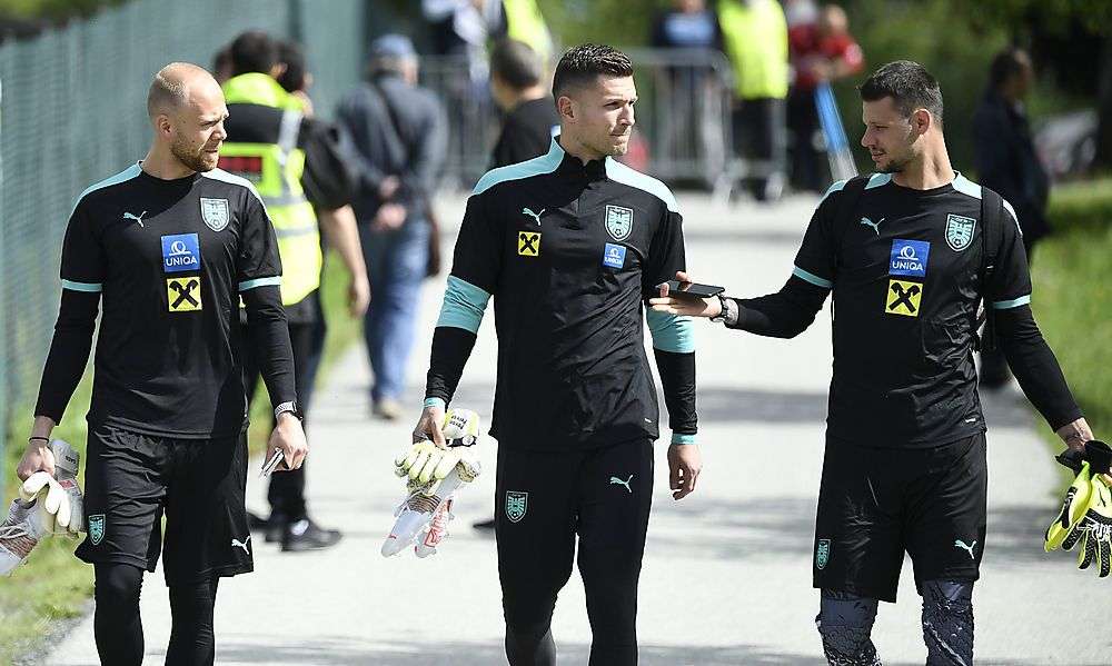 ein-trio-kaempft-um-die-nummer-1-im-oefb-nationalteam ein-trio-kaempft-um-die-nummer-1-im-oefb-nationalteam