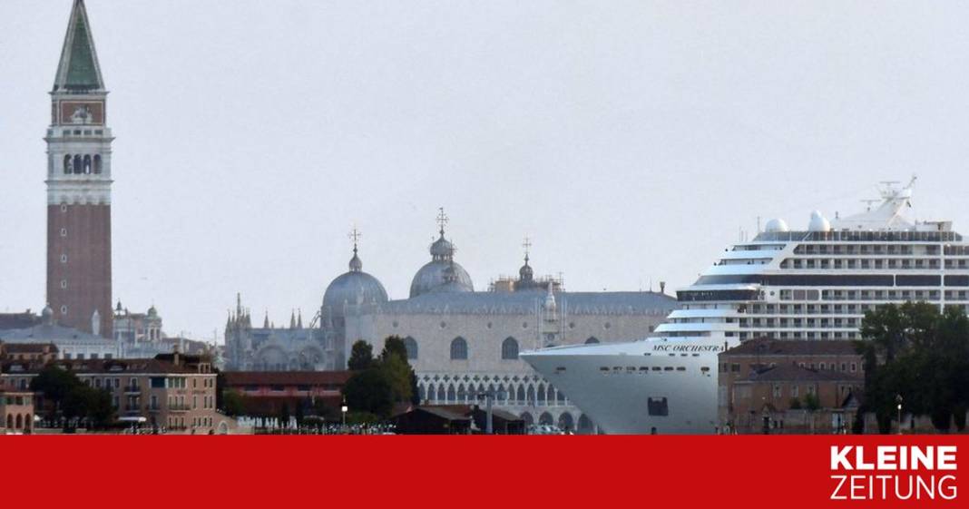 erstes-kreuzfahrtschiff-in-venedig-nach-17-monaten erstes-kreuzfahrtschiff-in-venedig-nach-17-monaten