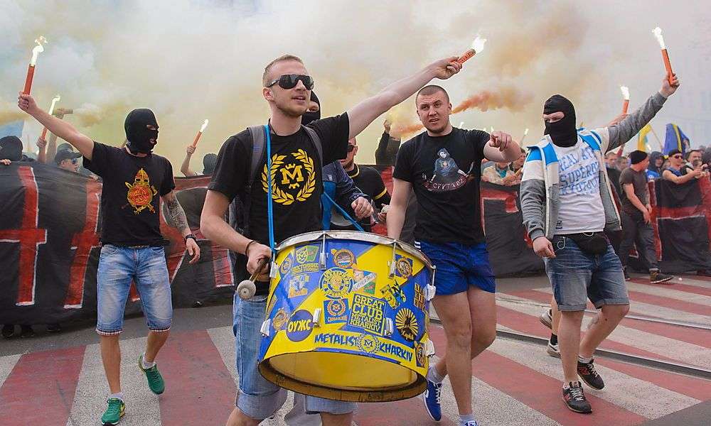 gruppengegner-ukraine:-der-kampf-um-den-ball-im-krieg gruppengegner-ukraine:-der-kampf-um-den-ball-im-krieg