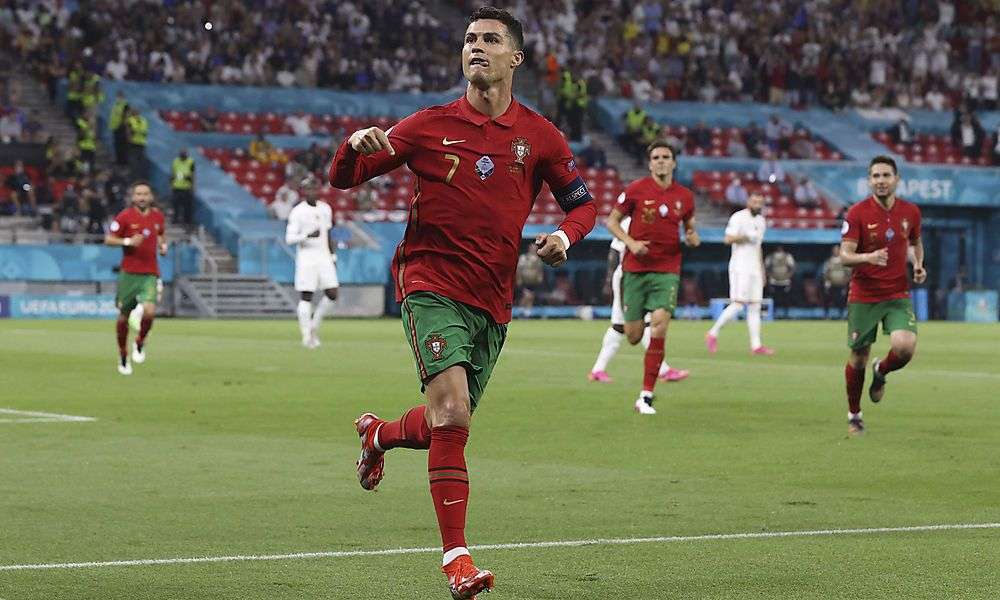 cristiano-ronaldo-schreibt-geschichte-und-ali-daei-gratuliert cristiano-ronaldo-schreibt-geschichte-und-ali-daei-gratuliert