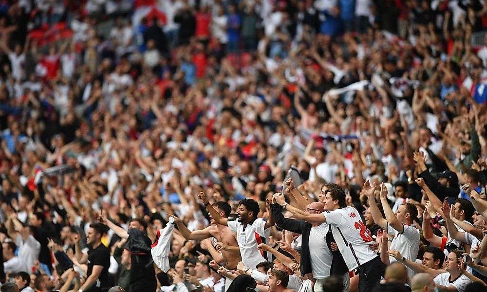 “die-uefa-ist-fuer-den-tod-von-vielen-menschen-verantwortlich” “die-uefa-ist-fuer-den-tod-von-vielen-menschen-verantwortlich”