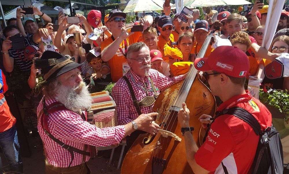 sie-sind-musik-in-den-ohren-der-formel-1-fans sie-sind-musik-in-den-ohren-der-formel-1-fans