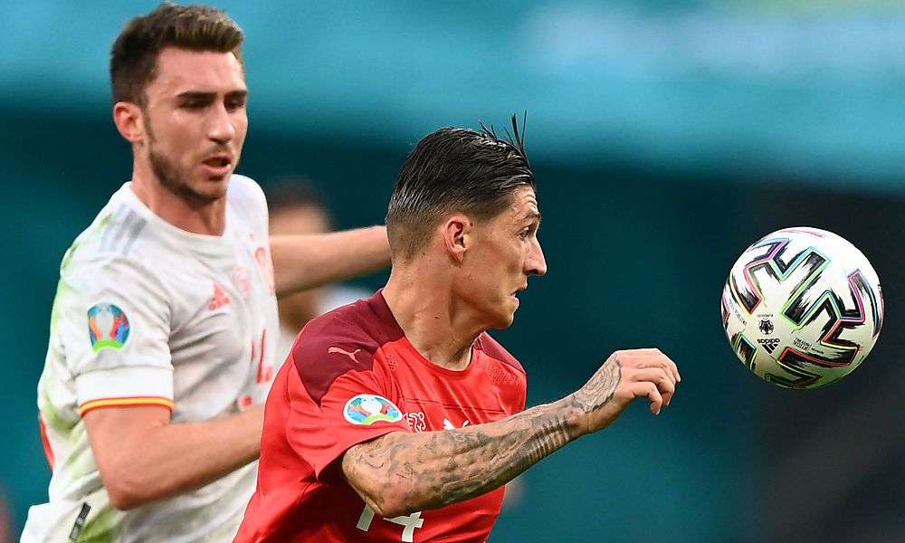 xherdan-shaqiri-gleicht-nach-spanischem-abwehrfehler-aus xherdan-shaqiri-gleicht-nach-spanischem-abwehrfehler-aus