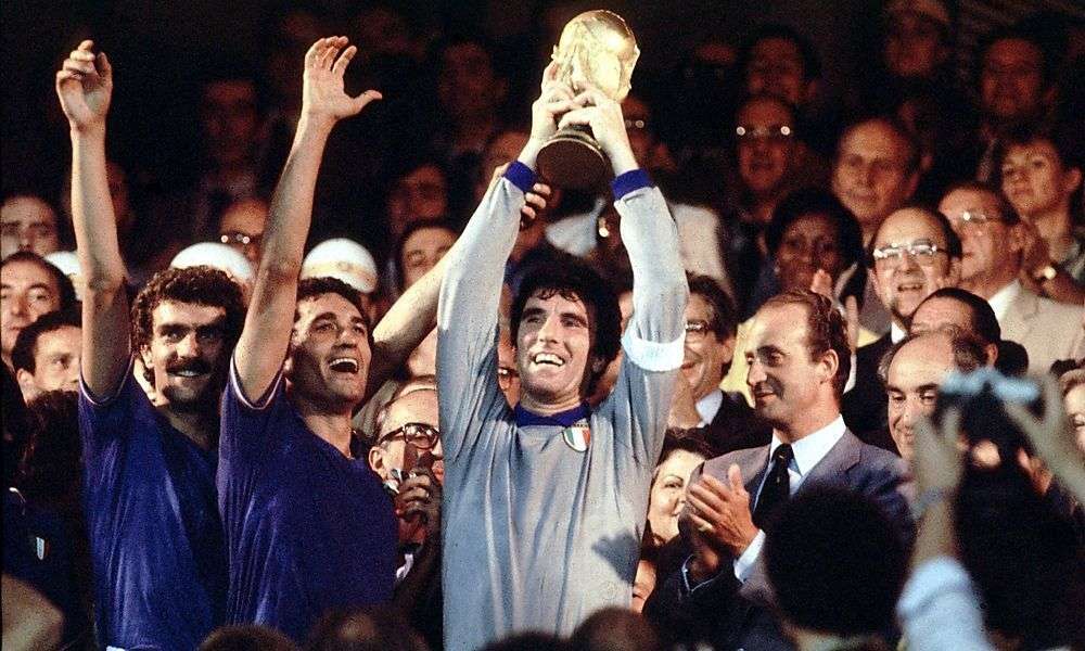 weltmeister-von-1982-schreiben-motivationsbrief-vor-finale weltmeister-von-1982-schreiben-motivationsbrief-vor-finale