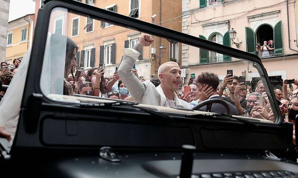 italiens-federico-bernardeschi-verspaetete-sich-bei-eigener-hochzeit italiens-federico-bernardeschi-verspaetete-sich-bei-eigener-hochzeit