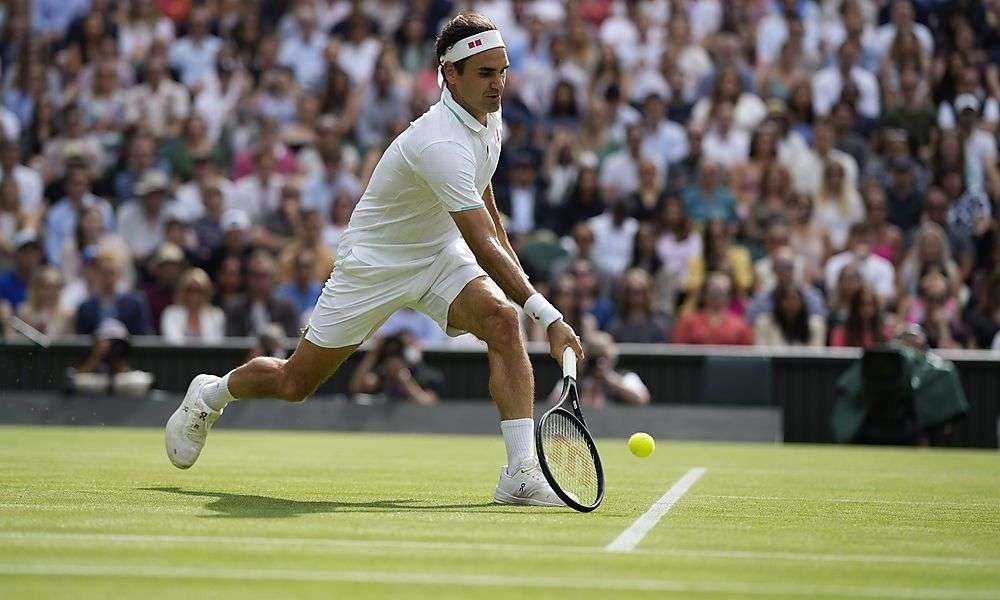 ausruestung-von-roger-federer-fuer-knapp-vier-millionen-euro-versteigert ausruestung-von-roger-federer-fuer-knapp-vier-millionen-euro-versteigert