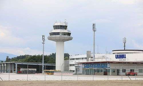 flughafen-klagenfurt-erweitert-oeffnungszeiten-schrittweise flughafen-klagenfurt-erweitert-oeffnungszeiten-schrittweise