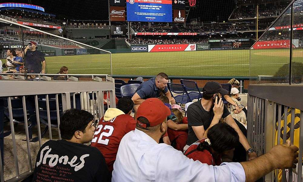 baseball-spiel-in-washington-nach-schusswechsel-abgebrochen baseball-spiel-in-washington-nach-schusswechsel-abgebrochen
