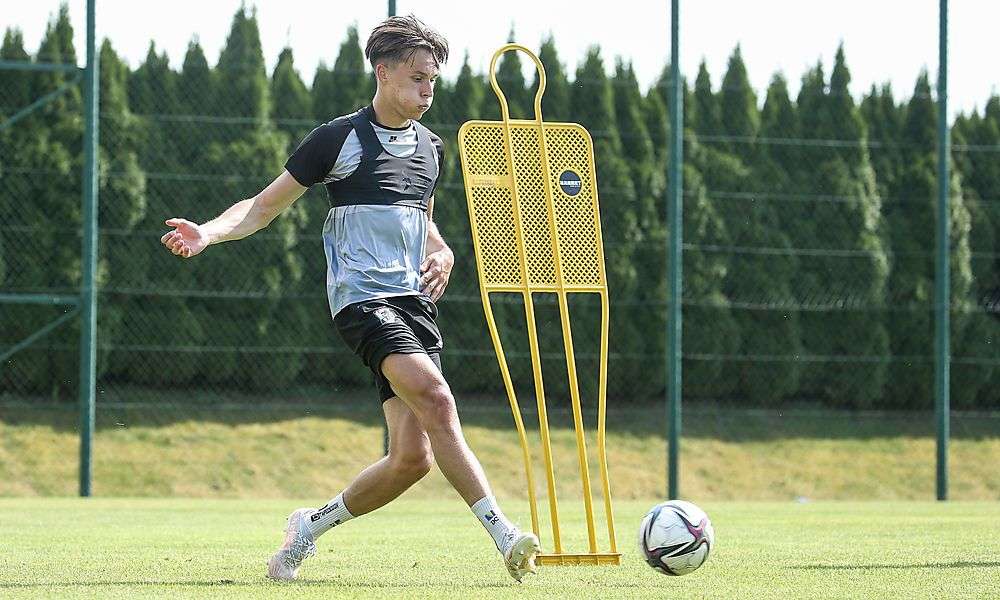 amar-dedic:-vom-neuzugang-zum-fixstarter-im-derby amar-dedic:-vom-neuzugang-zum-fixstarter-im-derby