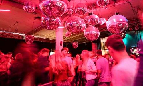 nachtgastronomen-sauer:-klage-gegen-ausnahme-fuer-zeltfeste nachtgastronomen-sauer:-klage-gegen-ausnahme-fuer-zeltfeste