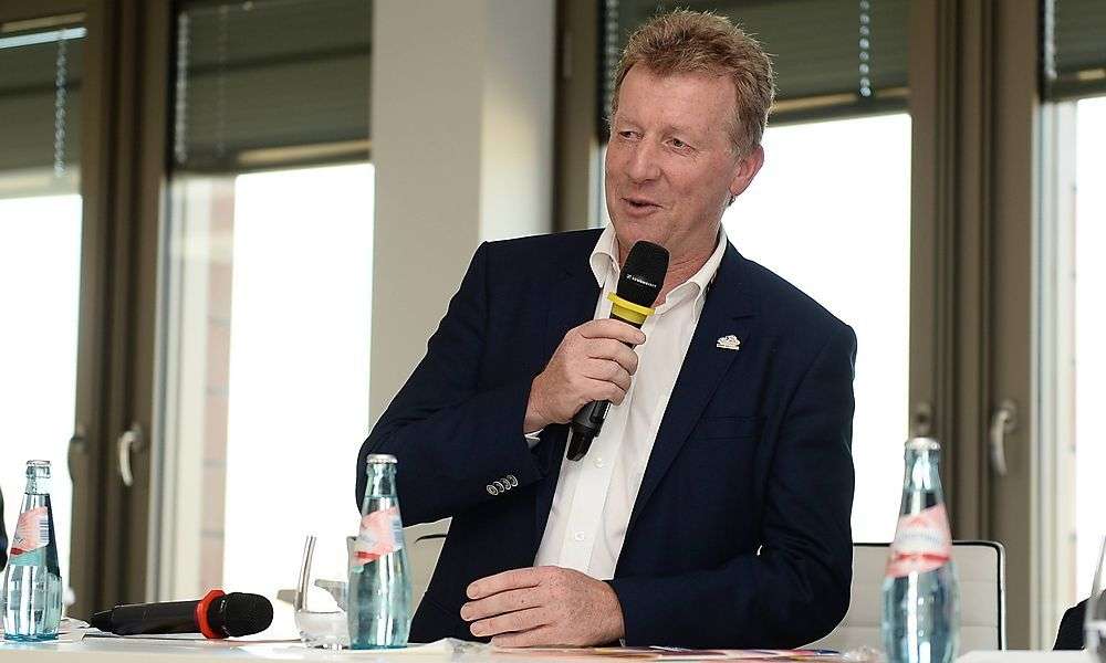 deutscher-olympischer-sportbund-schickt-rad-sportdirektor-patrick-moster-heim deutscher-olympischer-sportbund-schickt-rad-sportdirektor-patrick-moster-heim