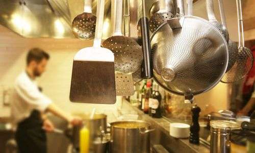 woerthersee-gastronomie-in-hochsaison-zu-ruhetagen-gezwungen woerthersee-gastronomie-in-hochsaison-zu-ruhetagen-gezwungen