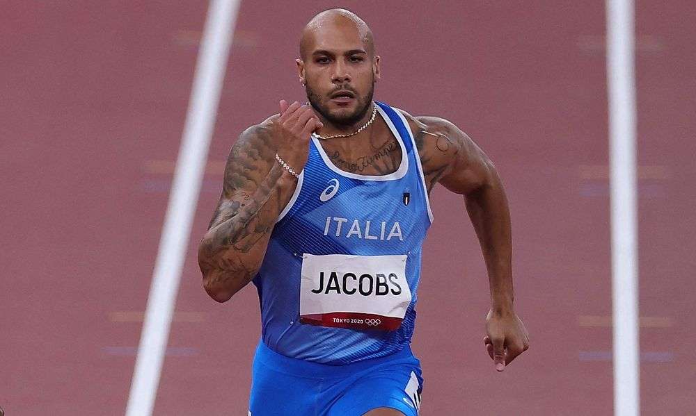 italiener-lamont-marcell-jacobs-holte-sich-sensationell-gold-ueber-100-meter italiener-lamont-marcell-jacobs-holte-sich-sensationell-gold-ueber-100-meter