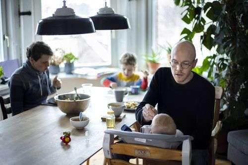 neues-modell-geplant:-familienarbeitszeit-fuer-beide-eltern neues-modell-geplant:-familienarbeitszeit-fuer-beide-eltern