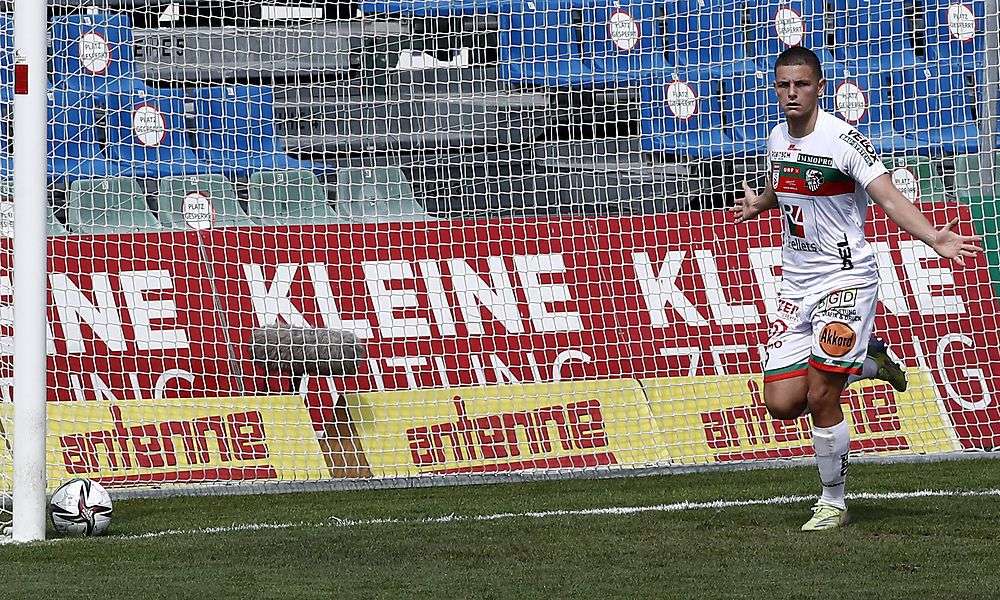 ex-wac-bomber-zieht-es-nach-los-angeles,-talent-unterschreibt-profi-vertrag ex-wac-bomber-zieht-es-nach-los-angeles,-talent-unterschreibt-profi-vertrag