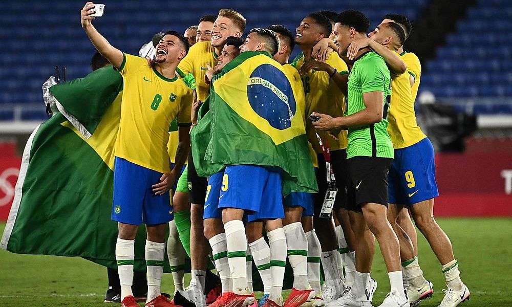 die-herren-sieger-im-fussball,-volleyball-und-handball-stehen-fest die-herren-sieger-im-fussball,-volleyball-und-handball-stehen-fest