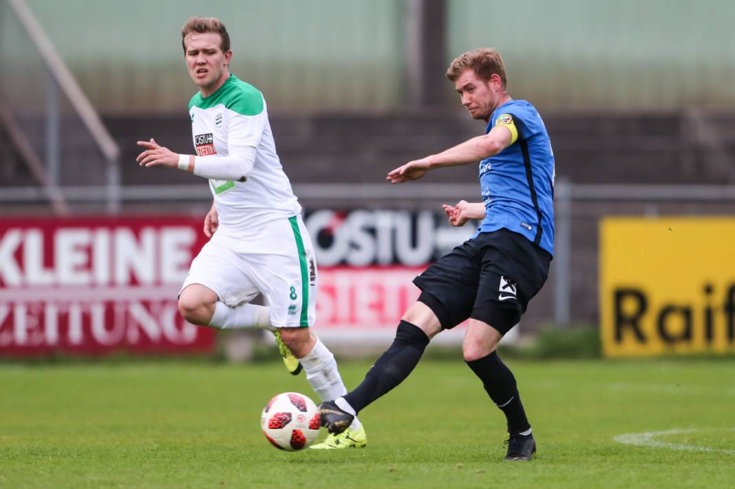 brucks-noch-nicht-vereinte-brueder-duo brucks-noch-nicht-vereinte-brueder-duo