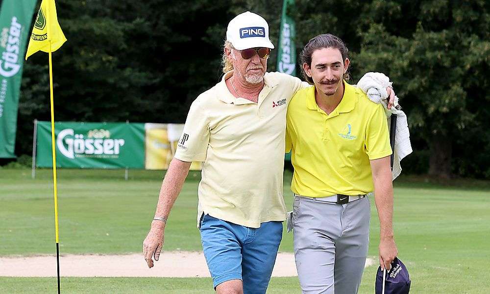 miguel-angel-jimenez-gab-in-der-steiermark-sein-caddy-debuet miguel-angel-jimenez-gab-in-der-steiermark-sein-caddy-debuet