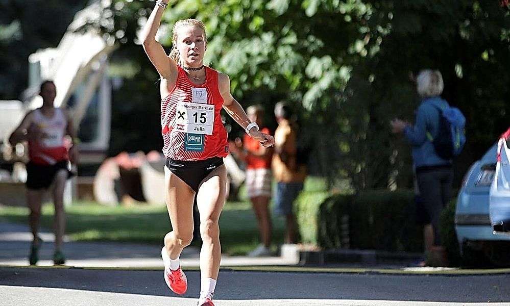 kenianer-mburugu-gewinnt-den-halbmarathon kenianer-mburugu-gewinnt-den-halbmarathon