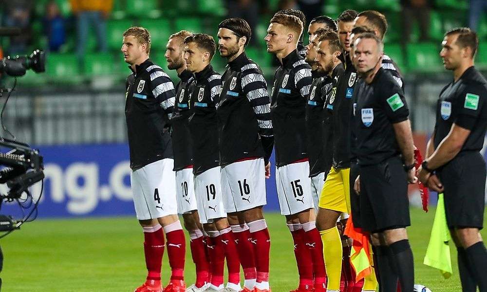 kein-ton,-dafuer-eine-drohne:-der-merkwuerdige-beginn-der-wm-qualifikation kein-ton,-dafuer-eine-drohne:-der-merkwuerdige-beginn-der-wm-qualifikation