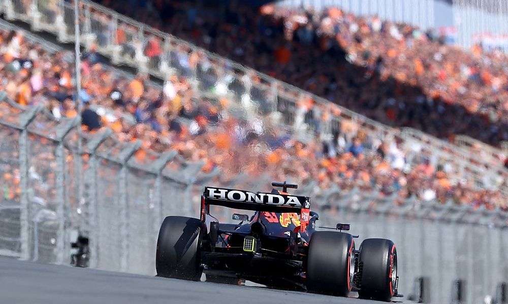 verstappen-holte-souveraen-die-pole-position verstappen-holte-souveraen-die-pole-position