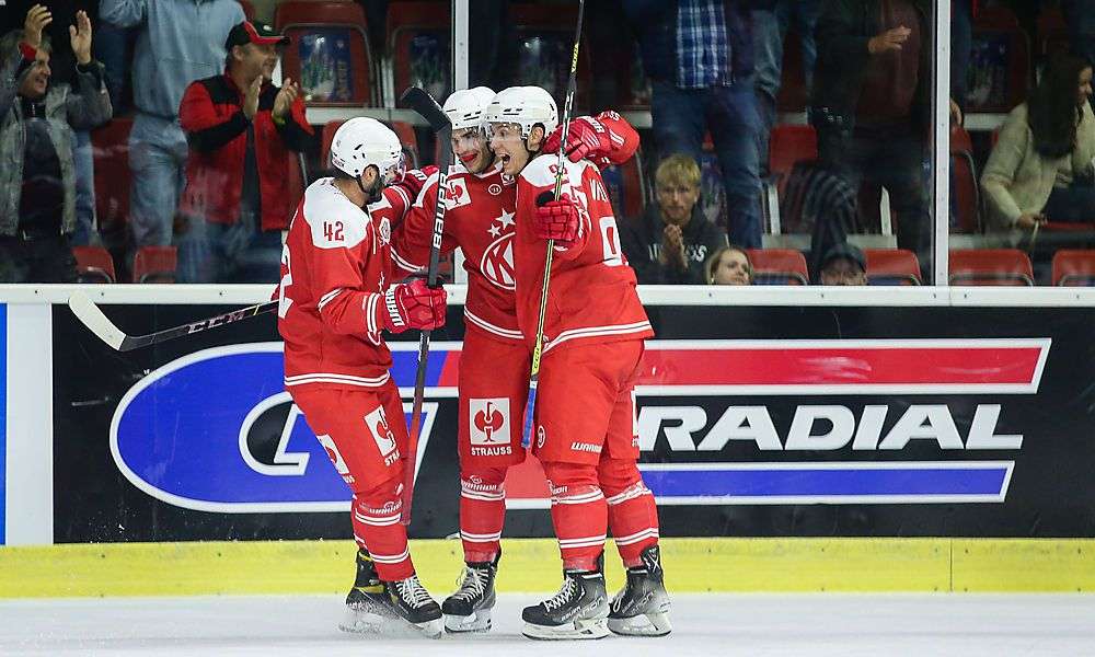 rotjacken-gewinnen-auch-ihr-drittes-spiel-in-der-koenigsklasse rotjacken-gewinnen-auch-ihr-drittes-spiel-in-der-koenigsklasse