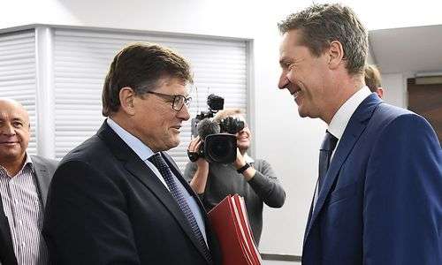 die-muskelspiele-bei-den-metallern-beginnen die-muskelspiele-bei-den-metallern-beginnen