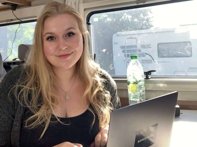 remote-arbeiten-und-gleichzeitig-durch-deutschland-reisen?-unsere-redakteurin-hat-den-wohnmobil-test-gemacht remote-arbeiten-und-gleichzeitig-durch-deutschland-reisen?-unsere-redakteurin-hat-den-wohnmobil-test-gemacht