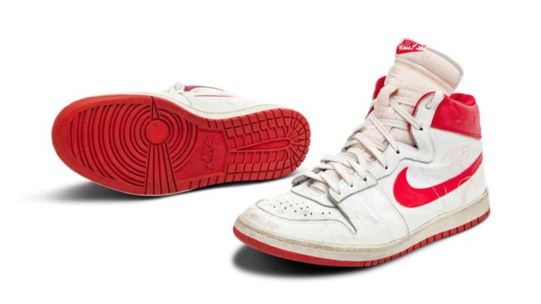 auktion:-michael-jordan-turnschuhe-in-der-versteigerung auktion:-michael-jordan-turnschuhe-in-der-versteigerung