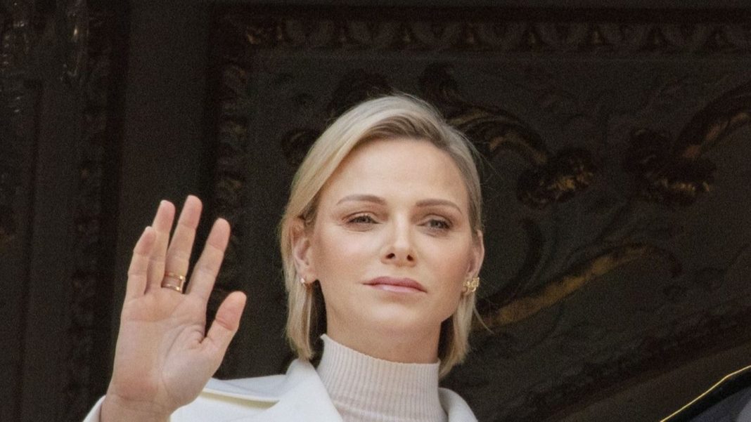 fuerstin-steckt-in-suedafrika-fest:-monatelang-von-ihren-kinder-getrennt:-charlene-von-monaco-spricht-ueber-ihr-leid fuerstin-steckt-in-suedafrika-fest:-monatelang-von-ihren-kinder-getrennt:-charlene-von-monaco-spricht-ueber-ihr-leid