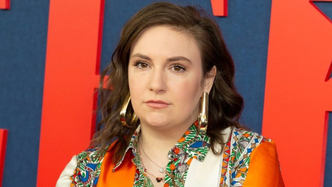 lena-dunham:-sie-wuerdigt-verstorbenen-peter-scolari