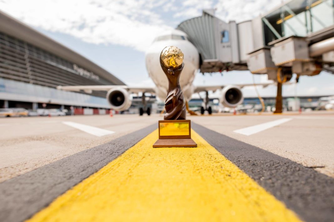 flughafen-zuerich-bekommt-world-travel-award