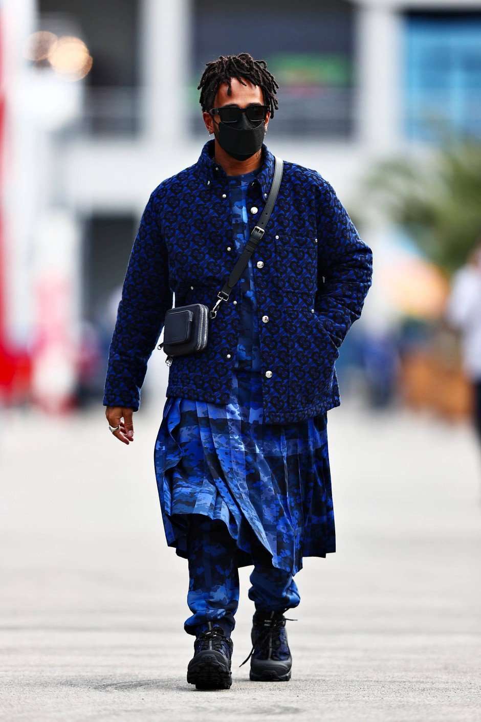 lewis-hamilton-fuer-balenciaga:-rock-star lewis-hamilton-fuer-balenciaga:-rock-star