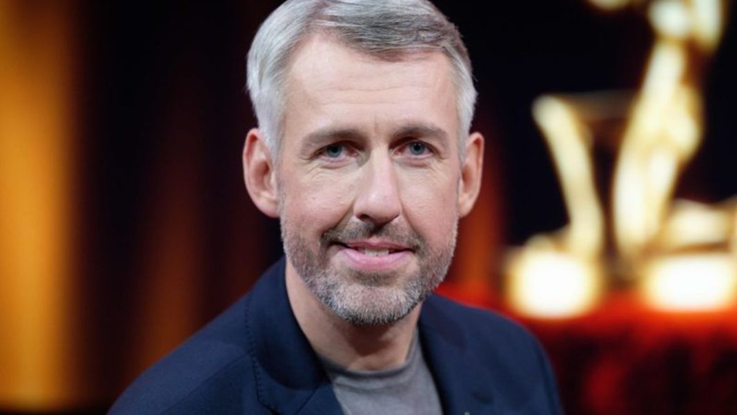 kultshow:-«tv-total»-ist-wieder-da-–-und-boeser kultshow:-«tv-total»-ist-wieder-da-–-und-boeser
