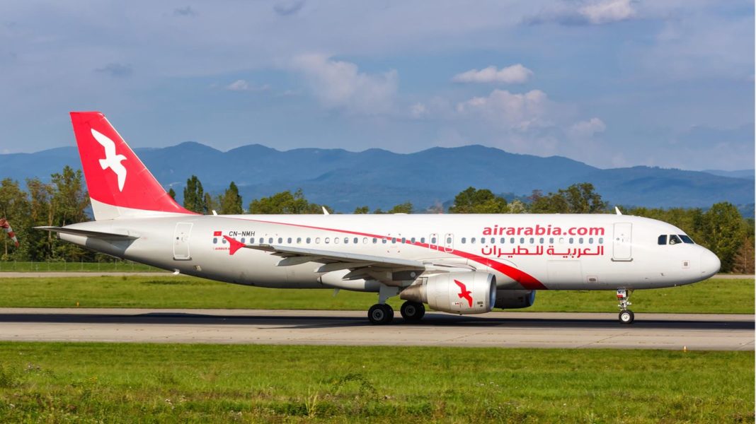 flughafen-in-palma-de-mallorca:-migranten-coup:-flucht-aus-flugzeug-war-vermutlich-ueber-facebook-geplant