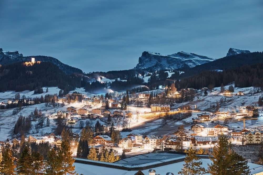 cortina-d’ampezzo:-wintersportort-mit-olympischer-tradition cortina-d’ampezzo:-wintersportort-mit-olympischer-tradition