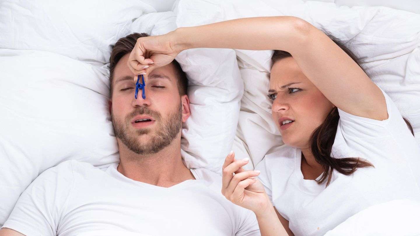 naechtlicher-geraeuschpegel-:-schnarchen-stoppen:-diese-massnahmen-foerdern-einen-ruhigen-schlaf naechtlicher-geraeuschpegel-:-schnarchen-stoppen:-diese-massnahmen-foerdern-einen-ruhigen-schlaf