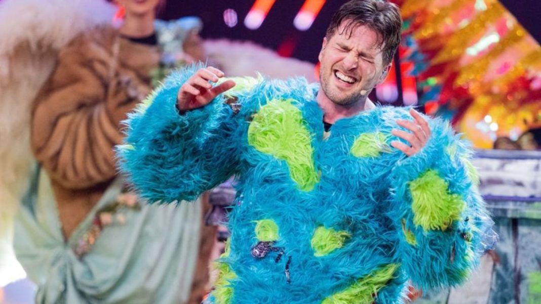 prosieben-show:-«superstar»-klaws-gewinnt-als-muellmonster-«masked-singer» prosieben-show:-«superstar»-klaws-gewinnt-als-muellmonster-«masked-singer»