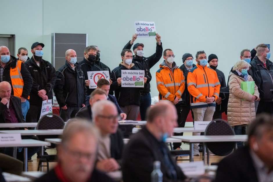abellio-mitarbeiter-werben-fuer-rettung-in-letzter-minute abellio-mitarbeiter-werben-fuer-rettung-in-letzter-minute