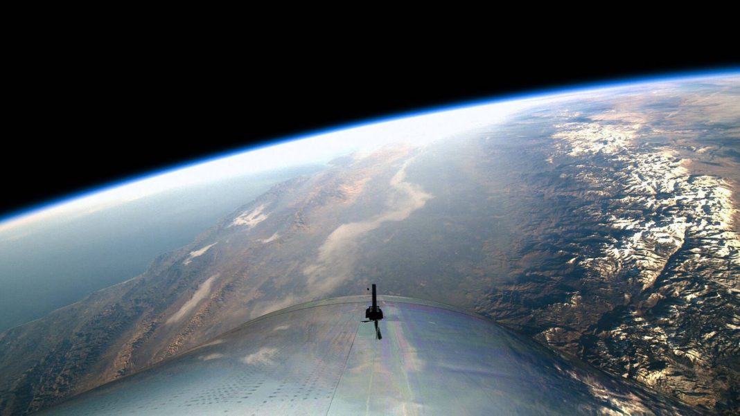 ticketgewinn-bei-lotterie:-gratisflug-mit-virgin-galactic:-mutter-und-tochter-gewinnen-flug-ins-all