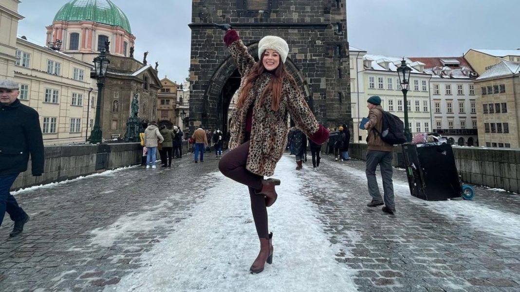 urlaubsgruesse-der-stars:-diese-besondere-vorstellung-besuchte-sie-waehrend-ihrer-prag-reise urlaubsgruesse-der-stars:-diese-besondere-vorstellung-besuchte-sie-waehrend-ihrer-prag-reise