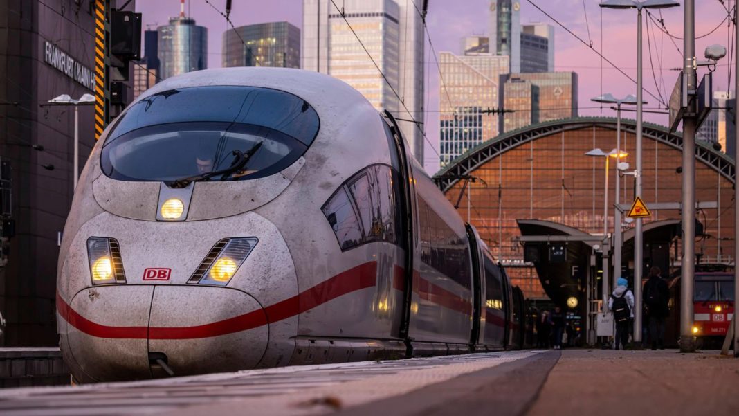 ab-12.-dezember:-fahrplanwechsel:-bahn-erhoeht-die-preise-und-setzt-auf-mehr-ice-sprinter ab-12.-dezember:-fahrplanwechsel:-bahn-erhoeht-die-preise-und-setzt-auf-mehr-ice-sprinter