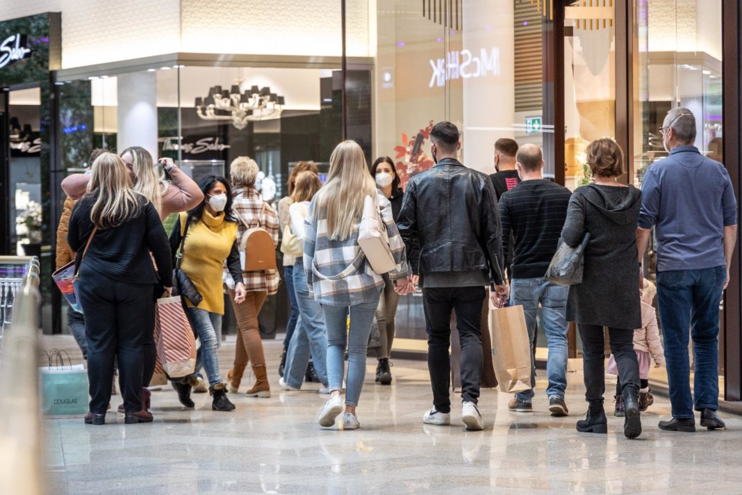 meta-studie:-vier-von-zehn-infizierten-haben-keine-symptome