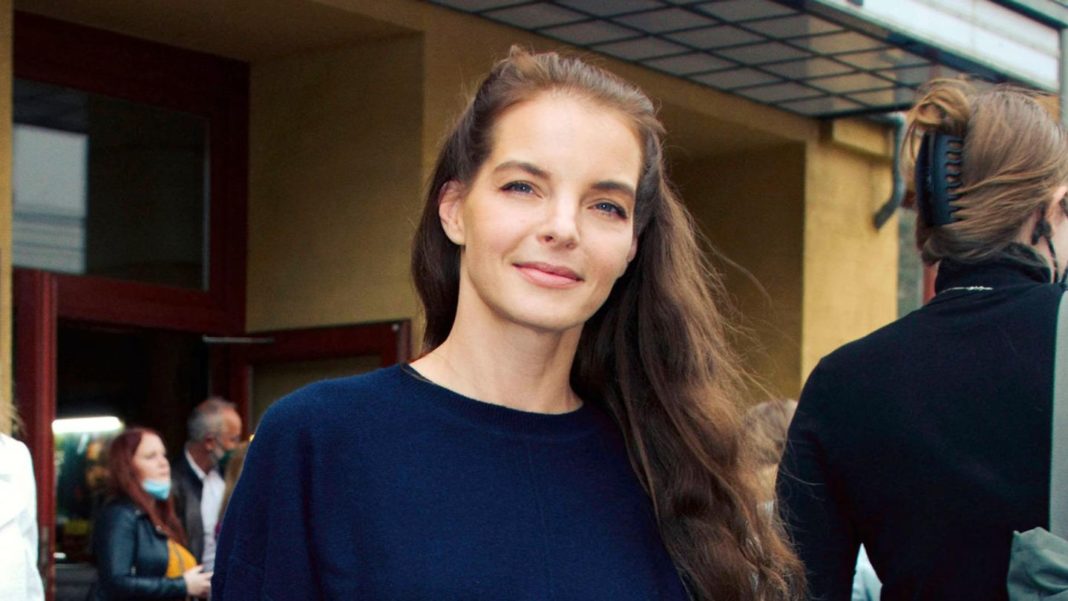 yvonne-catterfeld:-endlich!-neues-foto-von-sohn-charlie yvonne-catterfeld:-endlich!-neues-foto-von-sohn-charlie