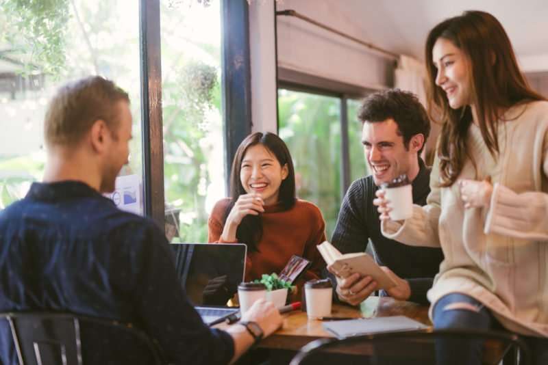 ein-business-mit-freunden-aufbauen:-mit-diesen-vier-tipps-klappt-das,-ohne-die-freundschaft-zu-riskieren ein-business-mit-freunden-aufbauen:-mit-diesen-vier-tipps-klappt-das,-ohne-die-freundschaft-zu-riskieren