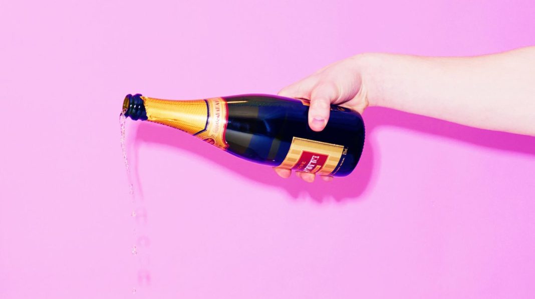 beliebter-neujahrsvorsatz:-alkoholfreier-januar:-was-bringen-vier-wochen-verzicht-fuer-unsere-gesundheit? beliebter-neujahrsvorsatz:-alkoholfreier-januar:-was-bringen-vier-wochen-verzicht-fuer-unsere-gesundheit?