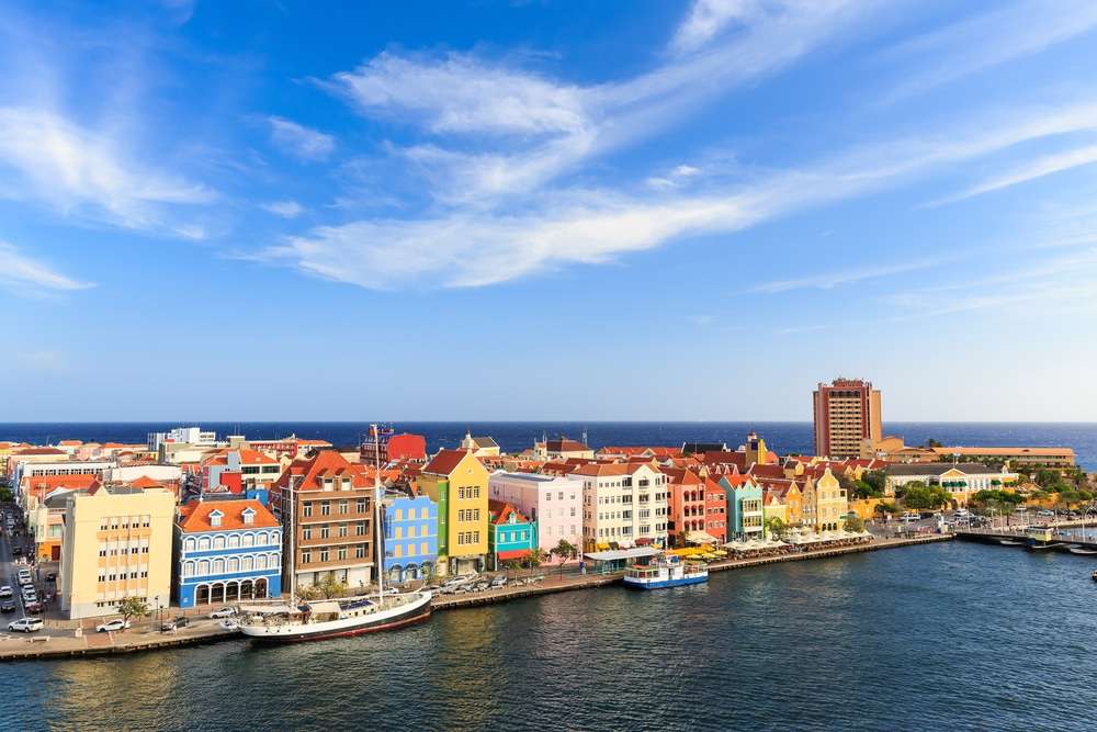 willemstad-–-das-bunte-mini-amsterdam-in-der-karibik willemstad-–-das-bunte-mini-amsterdam-in-der-karibik