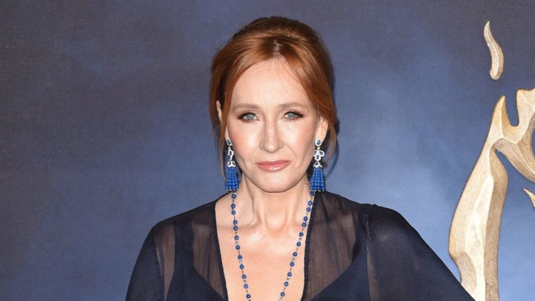 j-k.-rowling:-schule-in-england-benennt-gebaeude-um