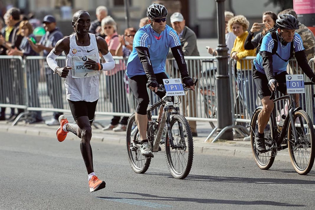 reiserestriktionen-setzen-fragezeichen-hinter-kipchoges-tokio-einladung reiserestriktionen-setzen-fragezeichen-hinter-kipchoges-tokio-einladung